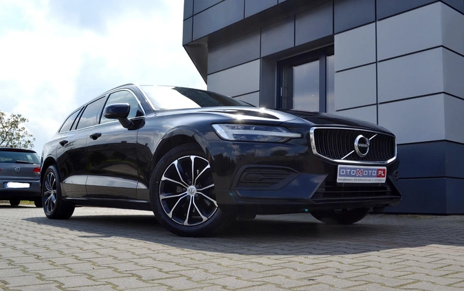 Volvo V60 cena 84900 przebieg: 231260, rok produkcji 2019 z Ćmielów małe 781